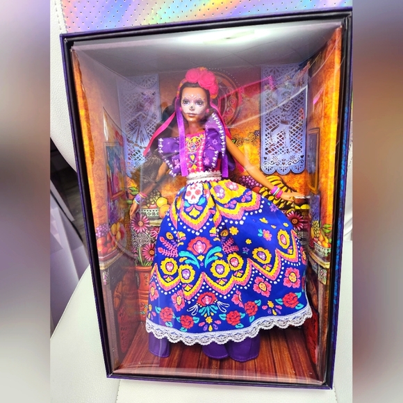 Dia De Muertos Barbie Doll - Picture 1 of 5